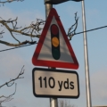 Traffic light warning sign